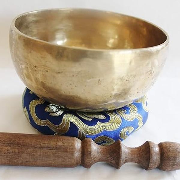 Thamel Mart USA F5 5" Energetic Palm Size Throat 'G' Chakra Healing Tibetan Singing Bowl Made in Nepal