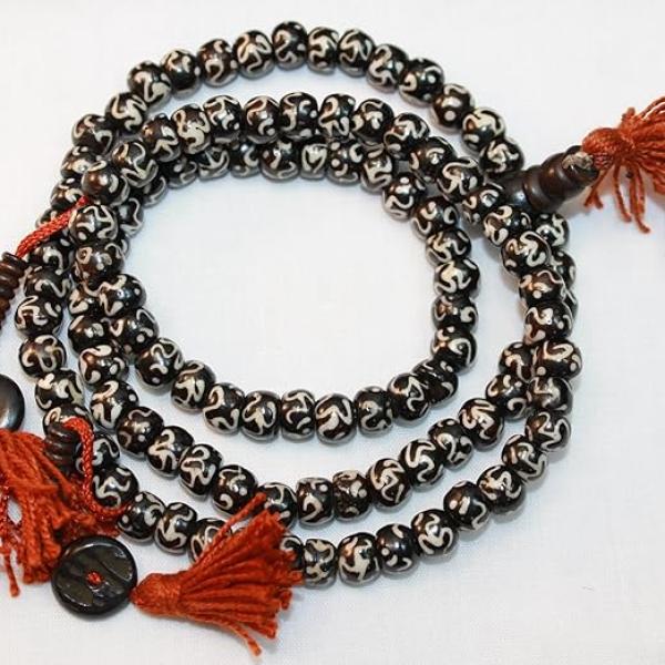 F676 Handmade Tibetan Bone 'Om' Beads 108 japa mala for meditation, yoga 8mm beads