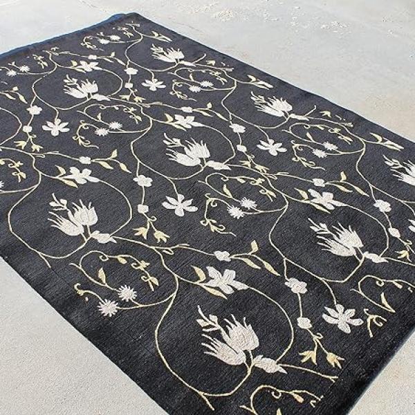 RST124 Gorgeous Black Colored Tibetan Woolen Area Rug 5.8' X 8' Handmade in Nepal