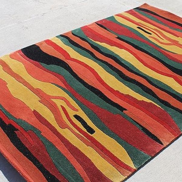 RST128 Gorgeous Tibetan Woolen Area Rug 5 Feet X 8 Feet Handmade in Nepal