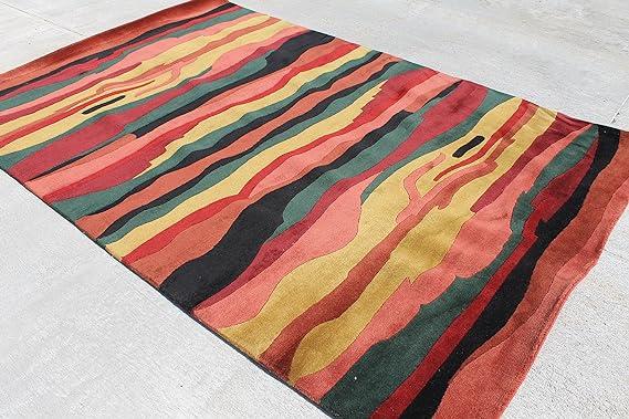 RSG14098 Gorgeous Multicolored Bold Stripped Hand Made Tibetan Woolen Area Rug 5' x 8' Made in Nepal